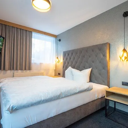 Maxalpin Apartment *